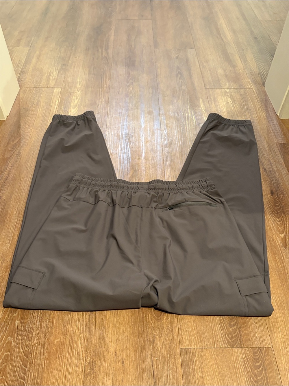Avalanche Men's Gray Cargo Jogger Pants - medium - Picture 3 of 3